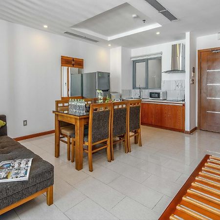 Hang Grand Danang Beach Экстерьер фото
