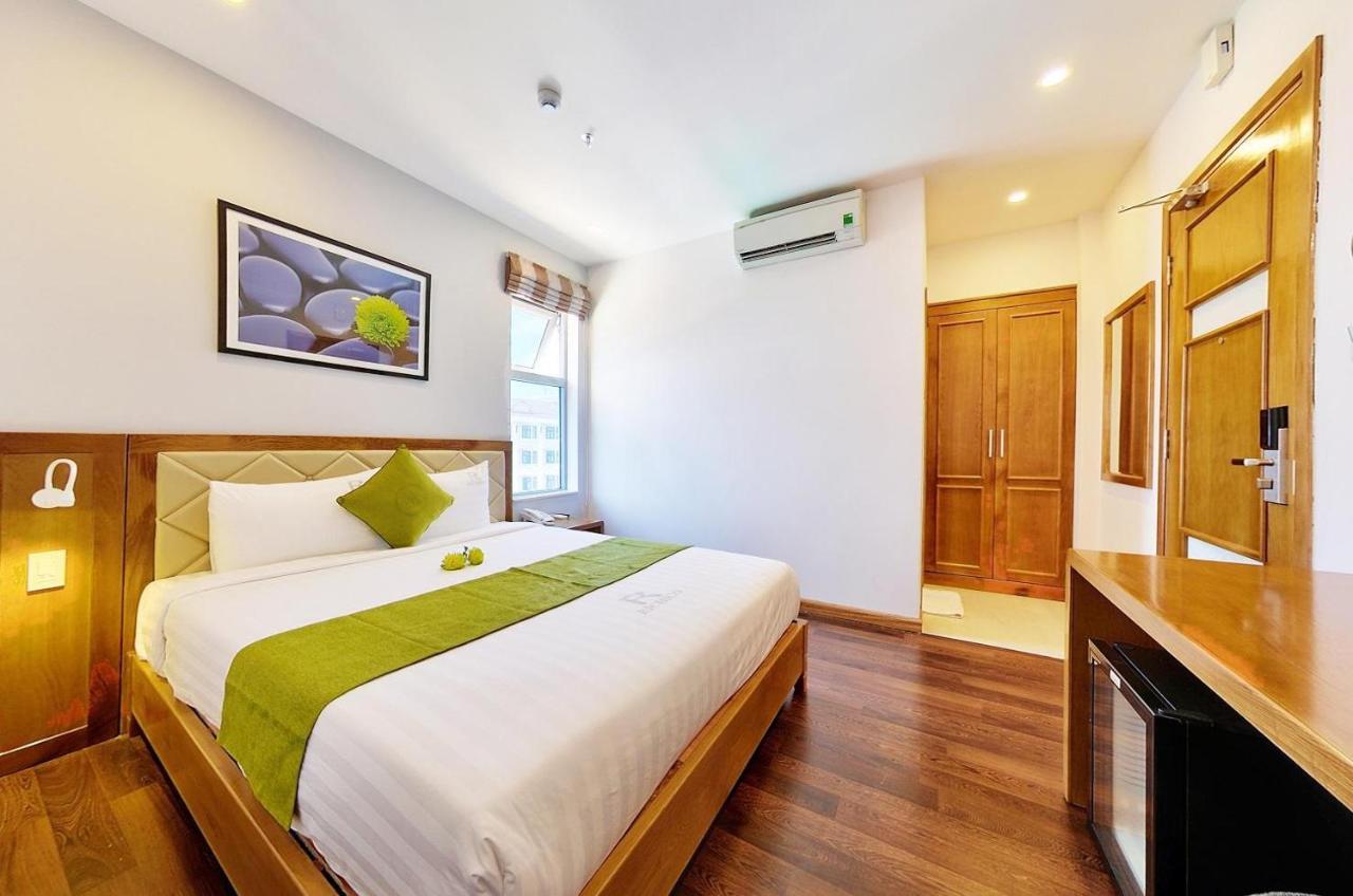 Hang Grand Danang Beach Экстерьер фото