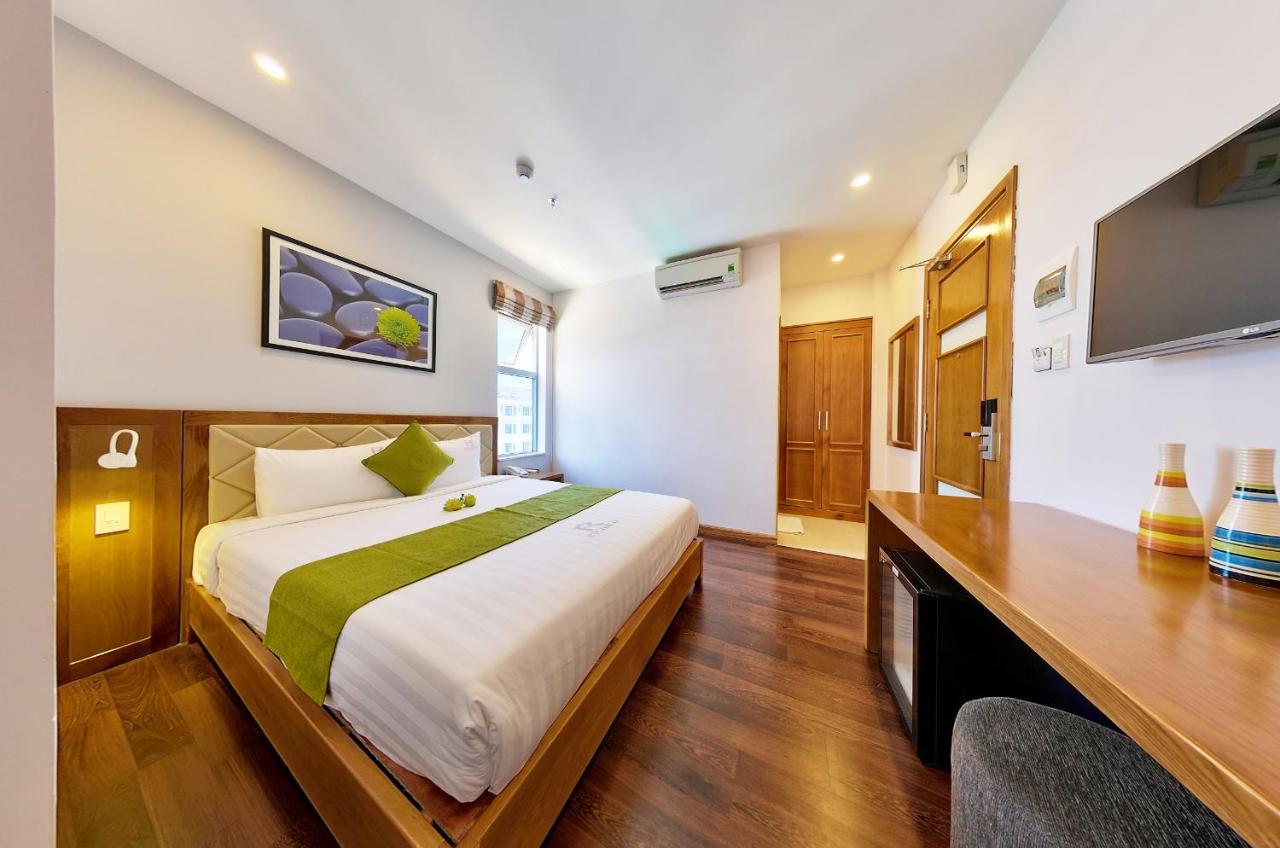 Hang Grand Danang Beach Экстерьер фото