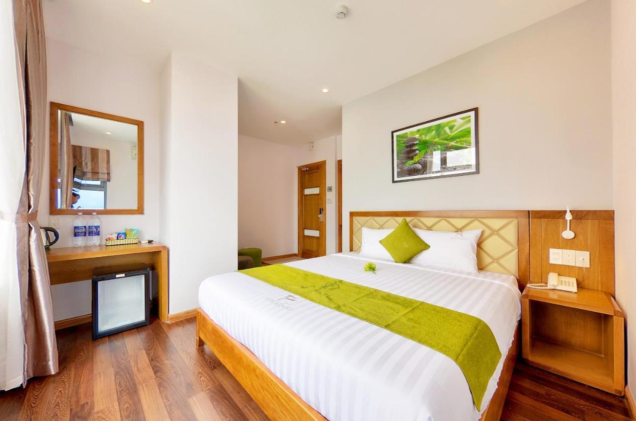 Hang Grand Danang Beach Экстерьер фото